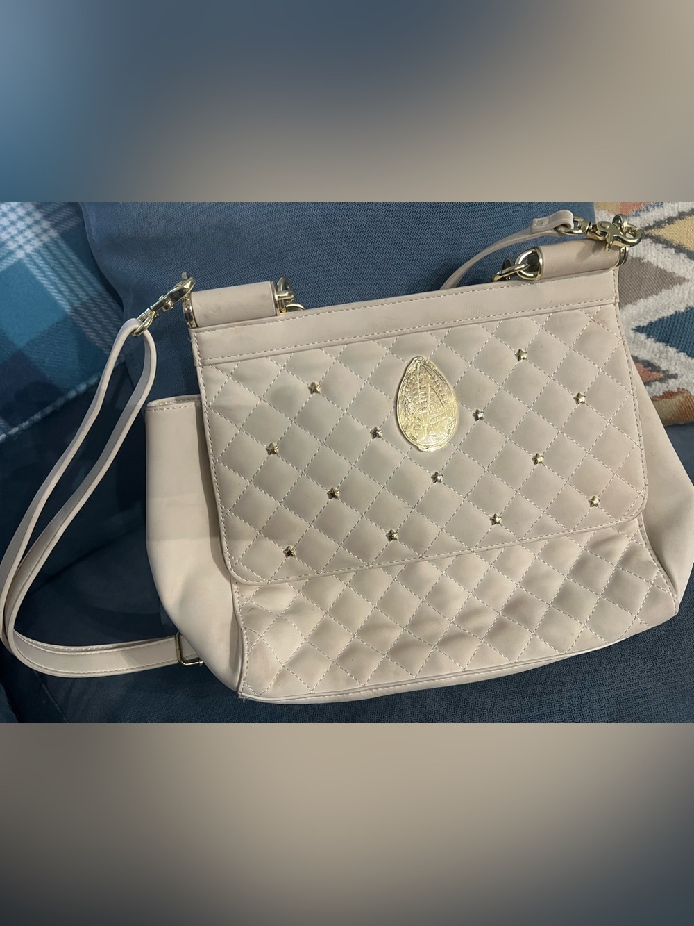 Loungefly Harry Potter Quilted Cream Shoulder Bag with Gold Emblem